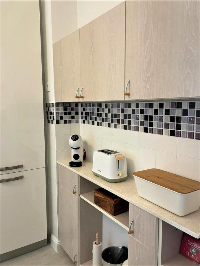 Sea Flower Apartment Rijeka Eksteriør billede