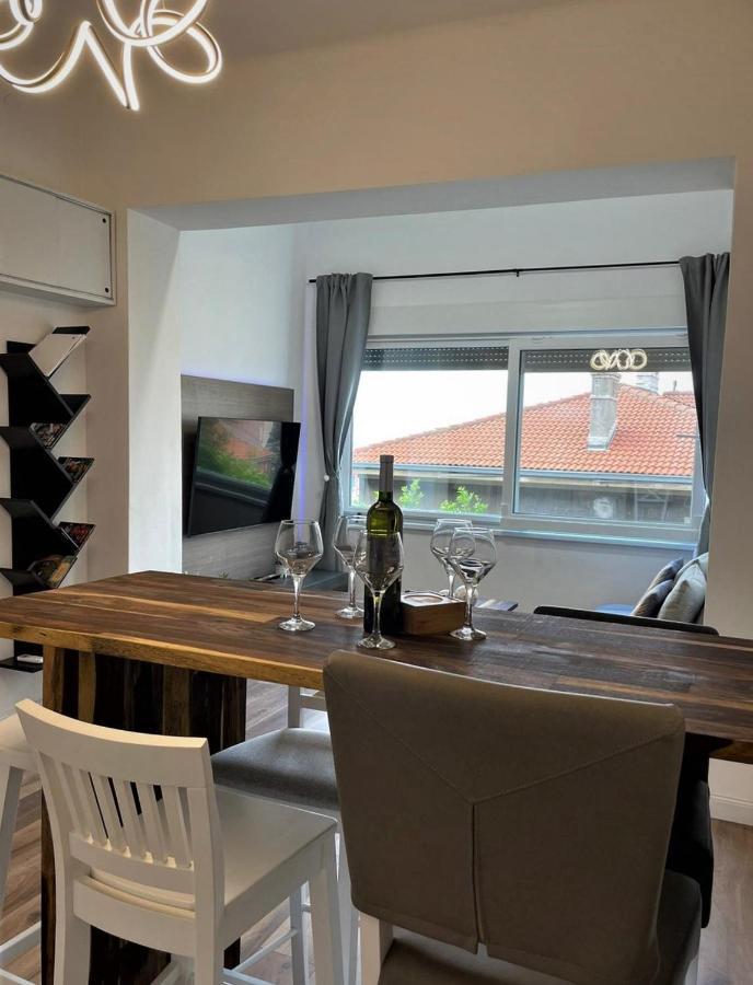 Sea Flower Apartment Rijeka Eksteriør billede