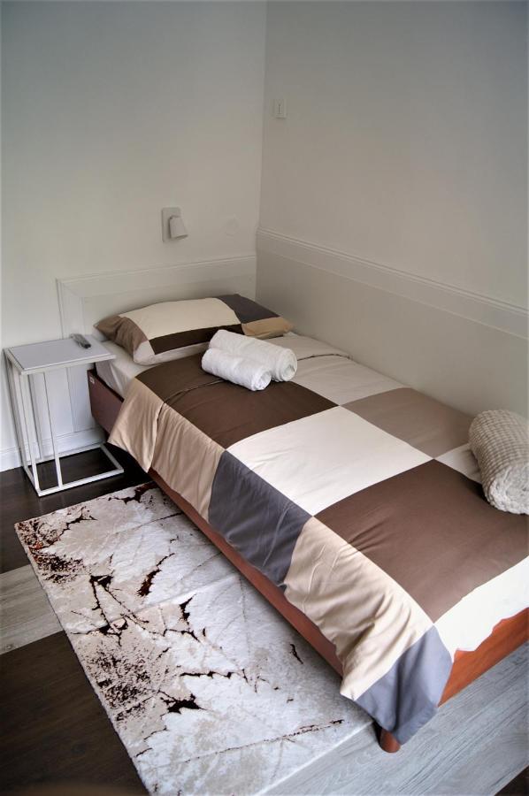 Sea Flower Apartment Rijeka Eksteriør billede