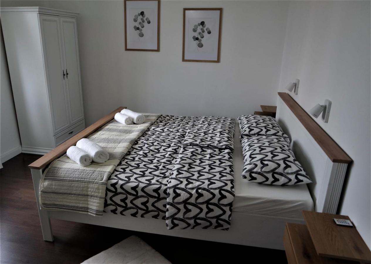 Sea Flower Apartment Rijeka Eksteriør billede